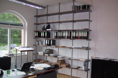 Büroregal
